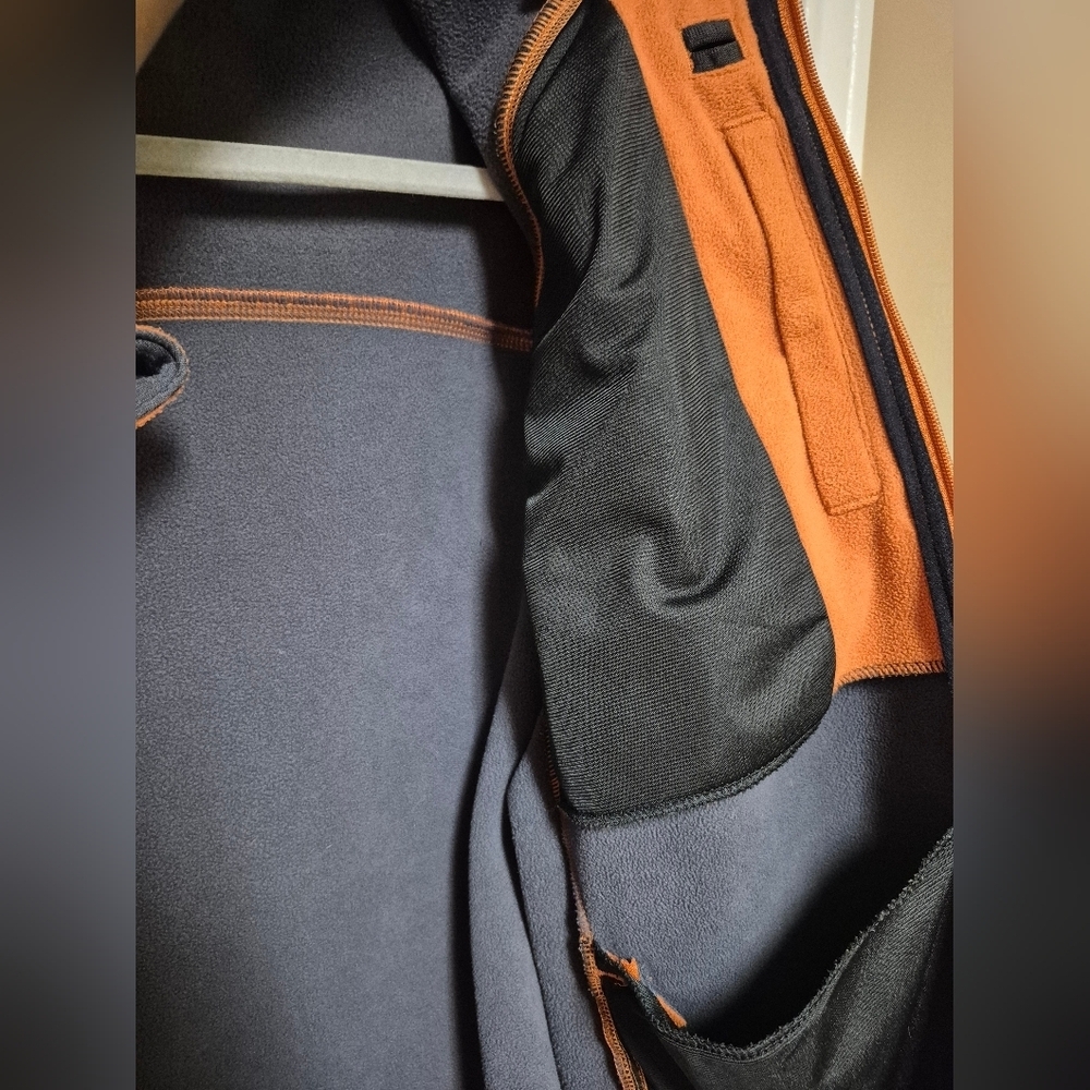 Tek Gear Orange and Black Performance Jacket - Picture 4 of 7